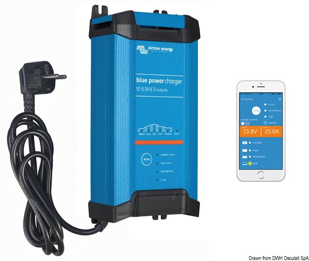 Blue Smart IP22 Charger 12/20(1) 230V CEE 7/7