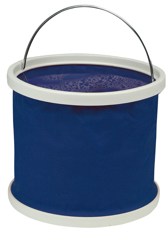 36. Cleaning kits, canvasses