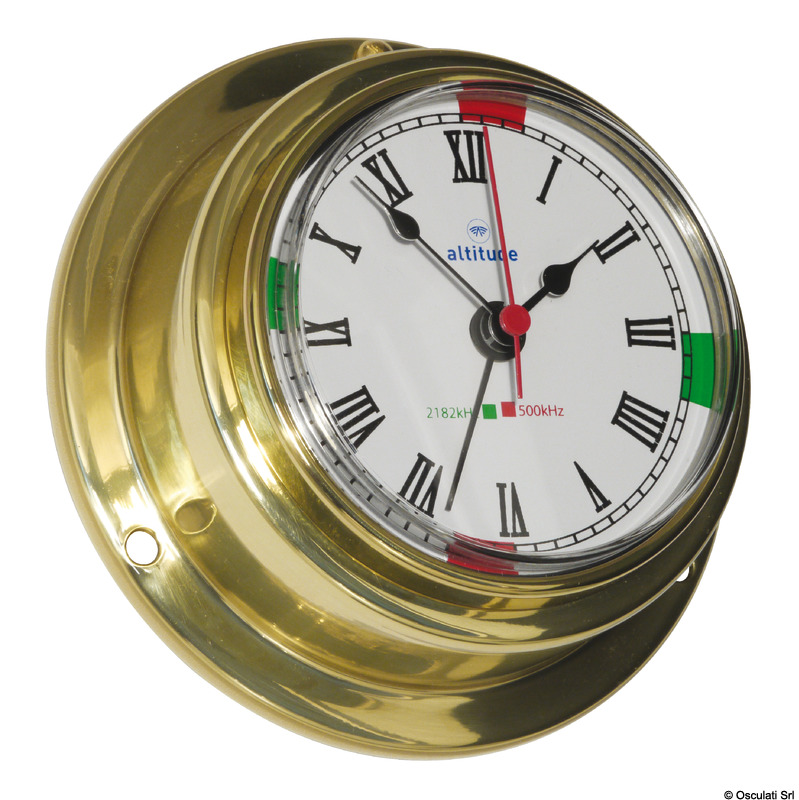 Altitude 842 clock w/alarm and radio sectors