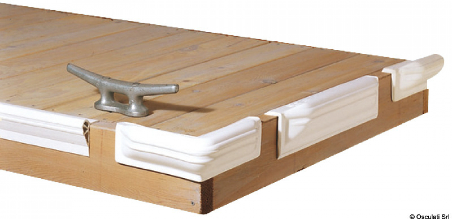 Dock protector on the corner, A8.5cm, B7.4cm, C12cm, D3.9cm, L25cm