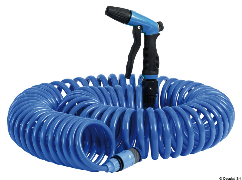 Retractable hose f. boat washing 60'