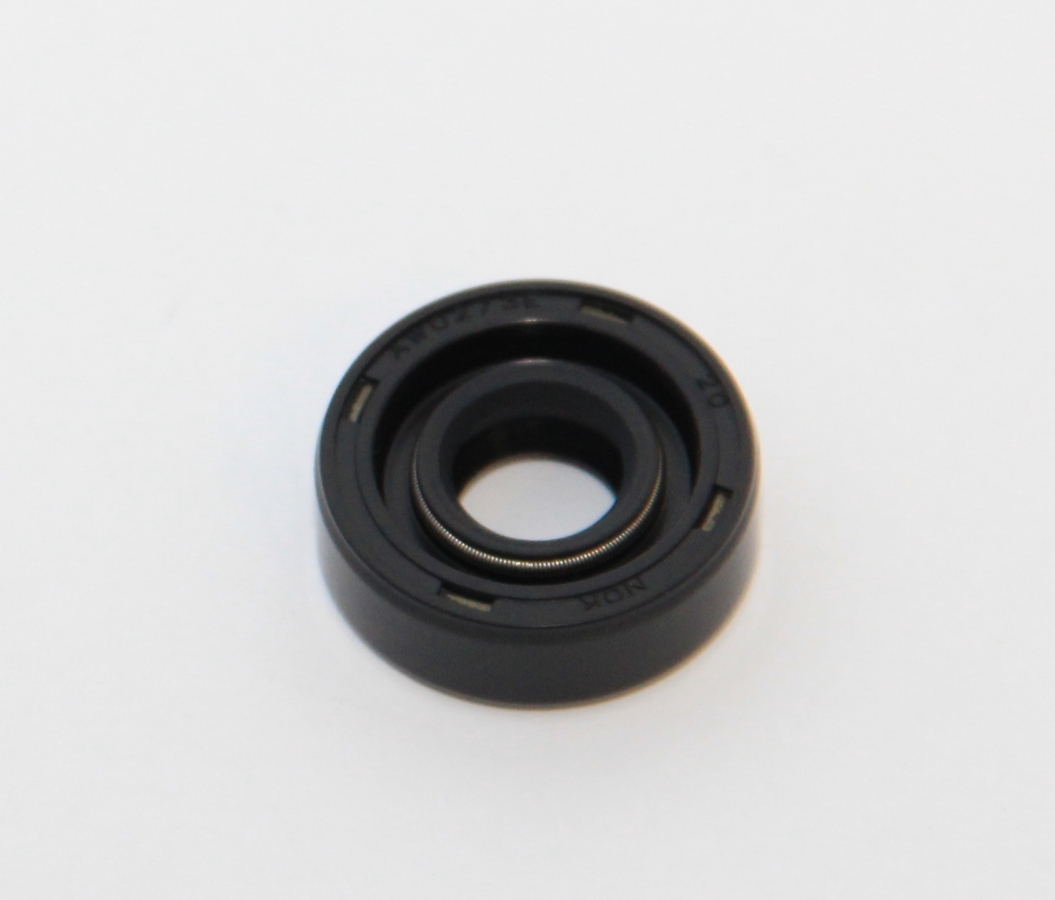 Reducer upper seal 16162
